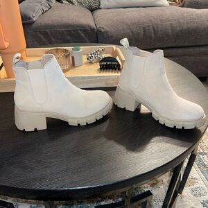 STEVE MADDEN Chelsea Boot